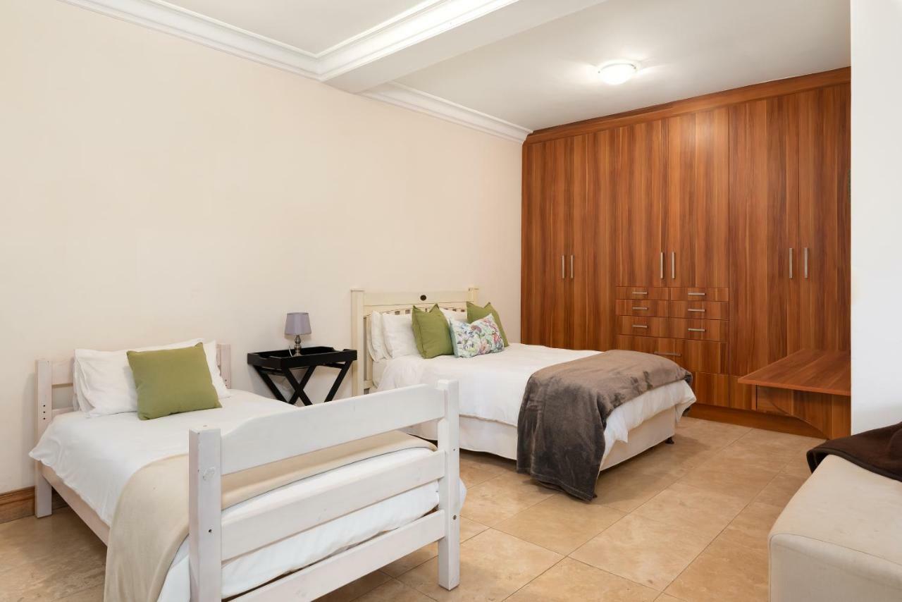 Thomson'S Accommodation كيب تاون المظهر الخارجي الصورة